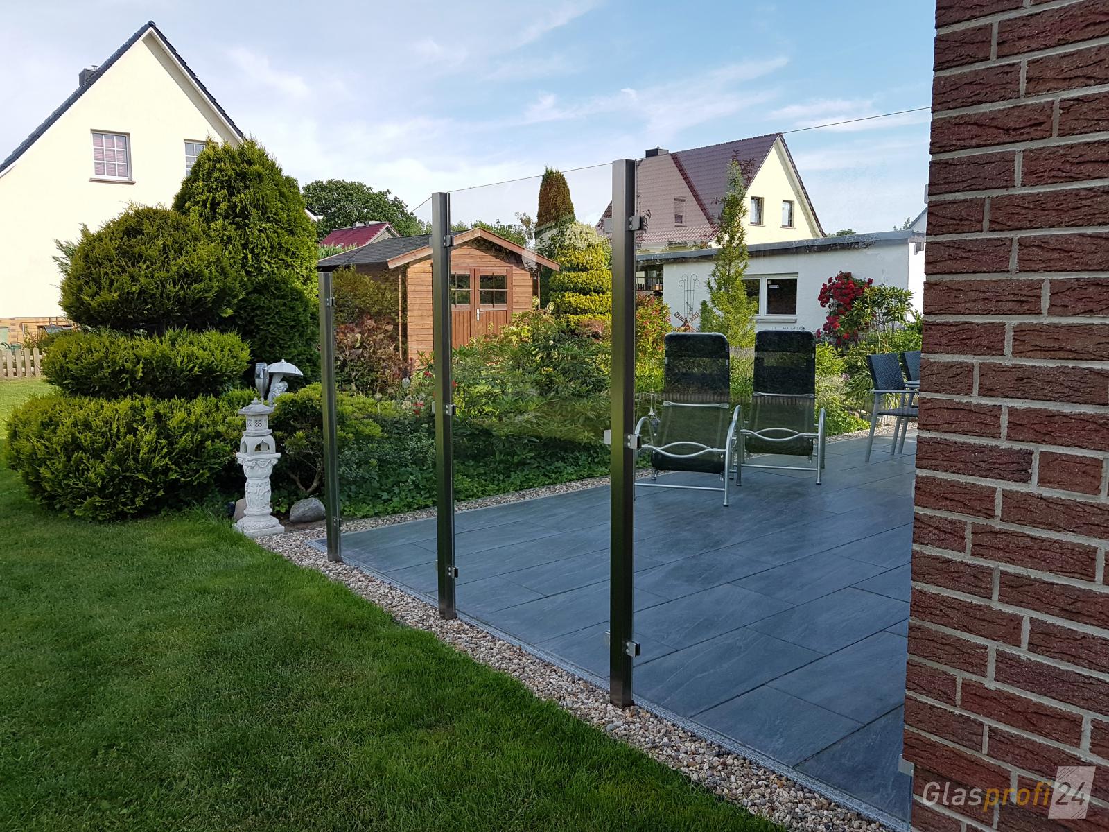 Sichtschutz aus Glas für den Garten GLASPROFI24