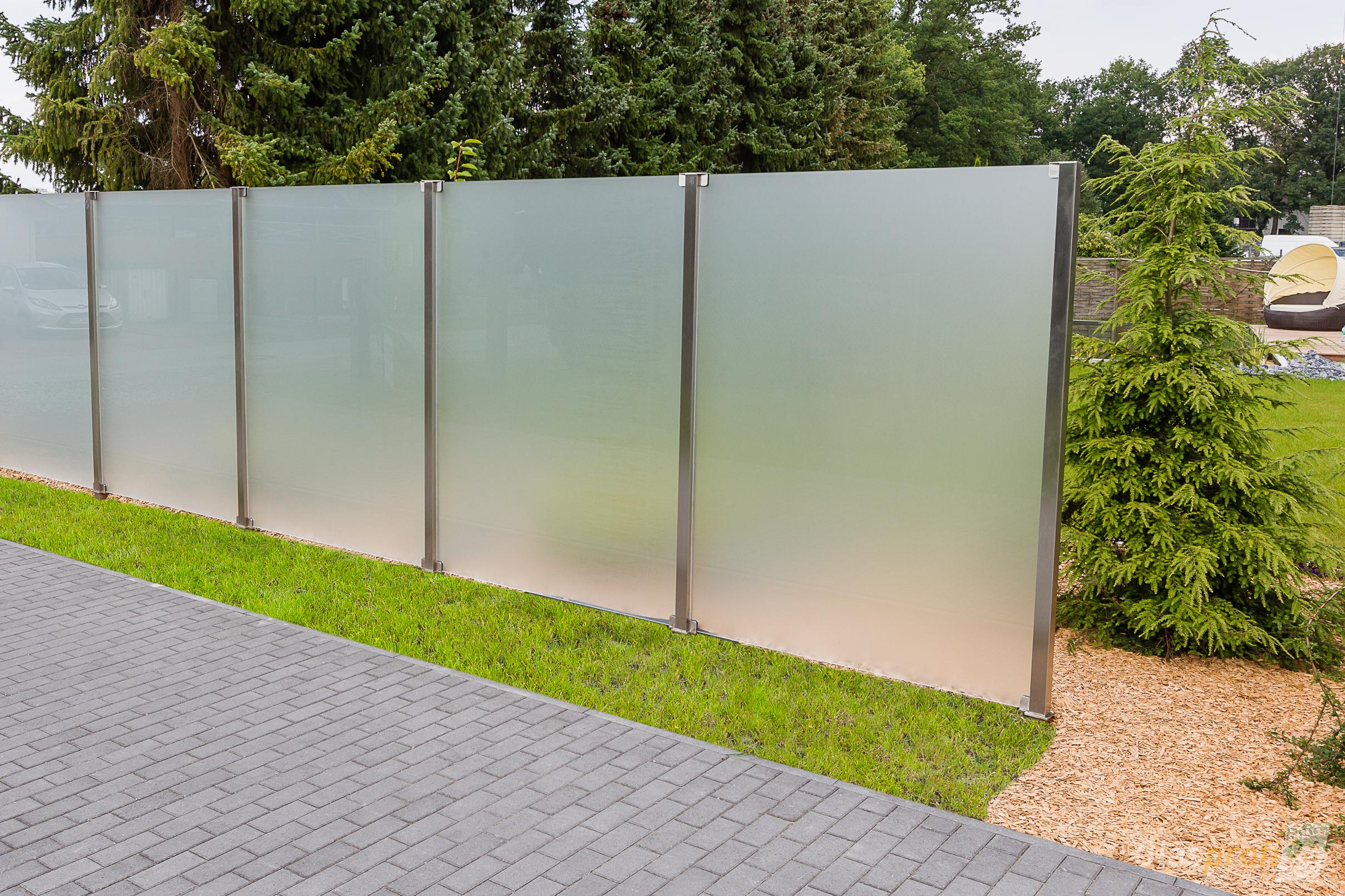 Glaszaun für Wind und Sichtschutz GLASPROFI24