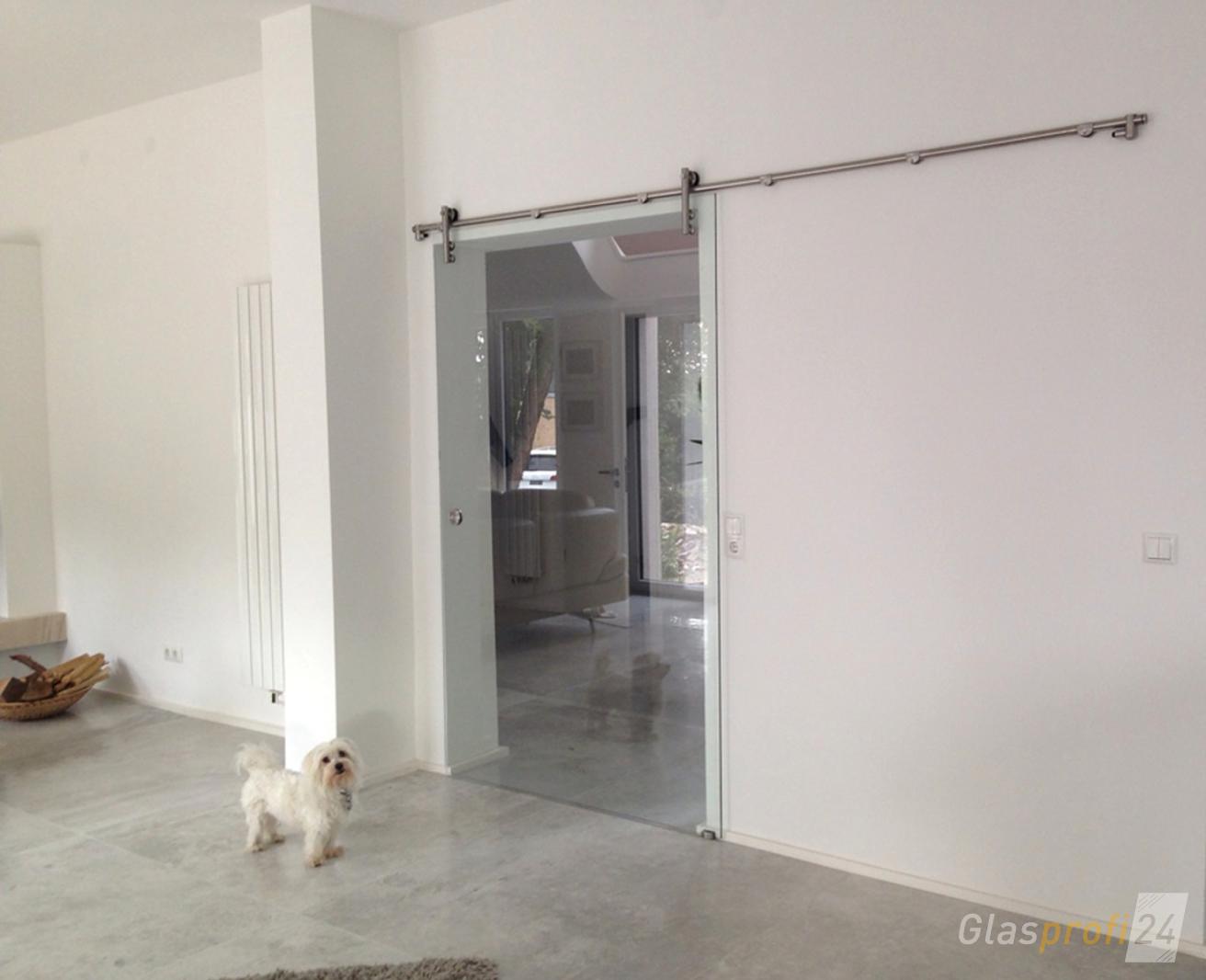 Glasschiebetür mit Edelstahl-Beschlag Glasschiebetüren | GLASPROFI24 Glasschiebetür mit Edelstahl-Beschlag Glasschiebetüren | GLASPROFI24