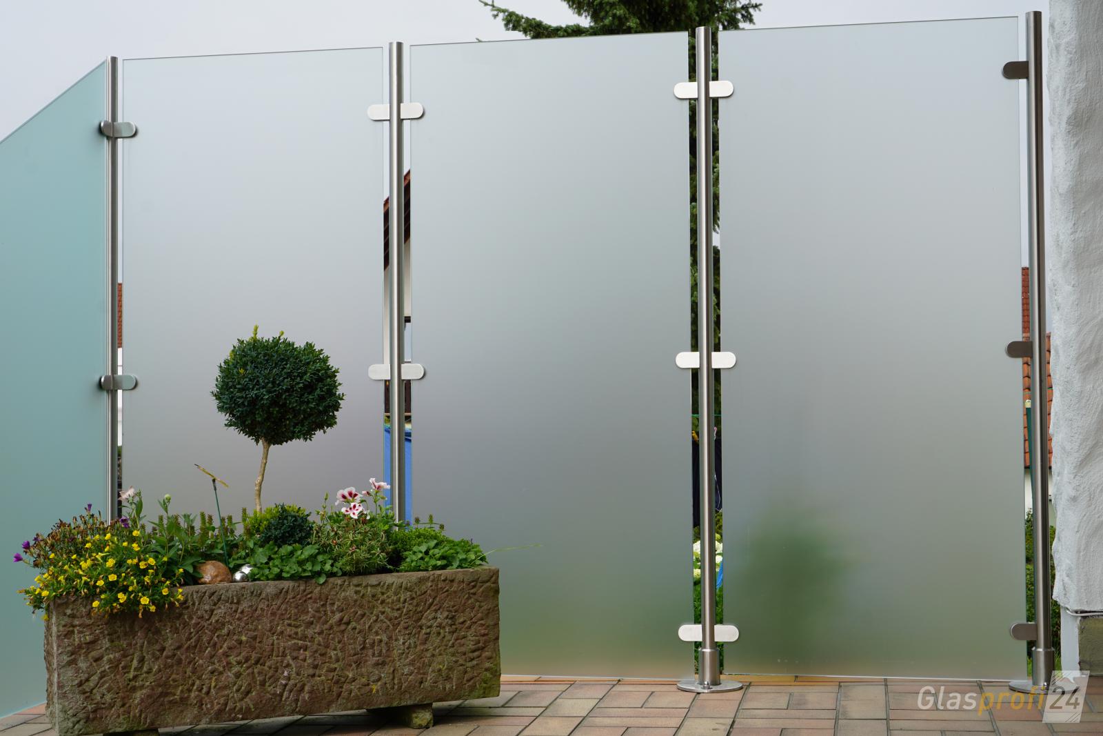 Glaszaun Transvent als Sichtschutz im Garten GLASPROFI24