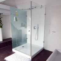U-Form-Dusche mit 3 Glaswänden U-Form-Dusche mit 3 Glaswänden