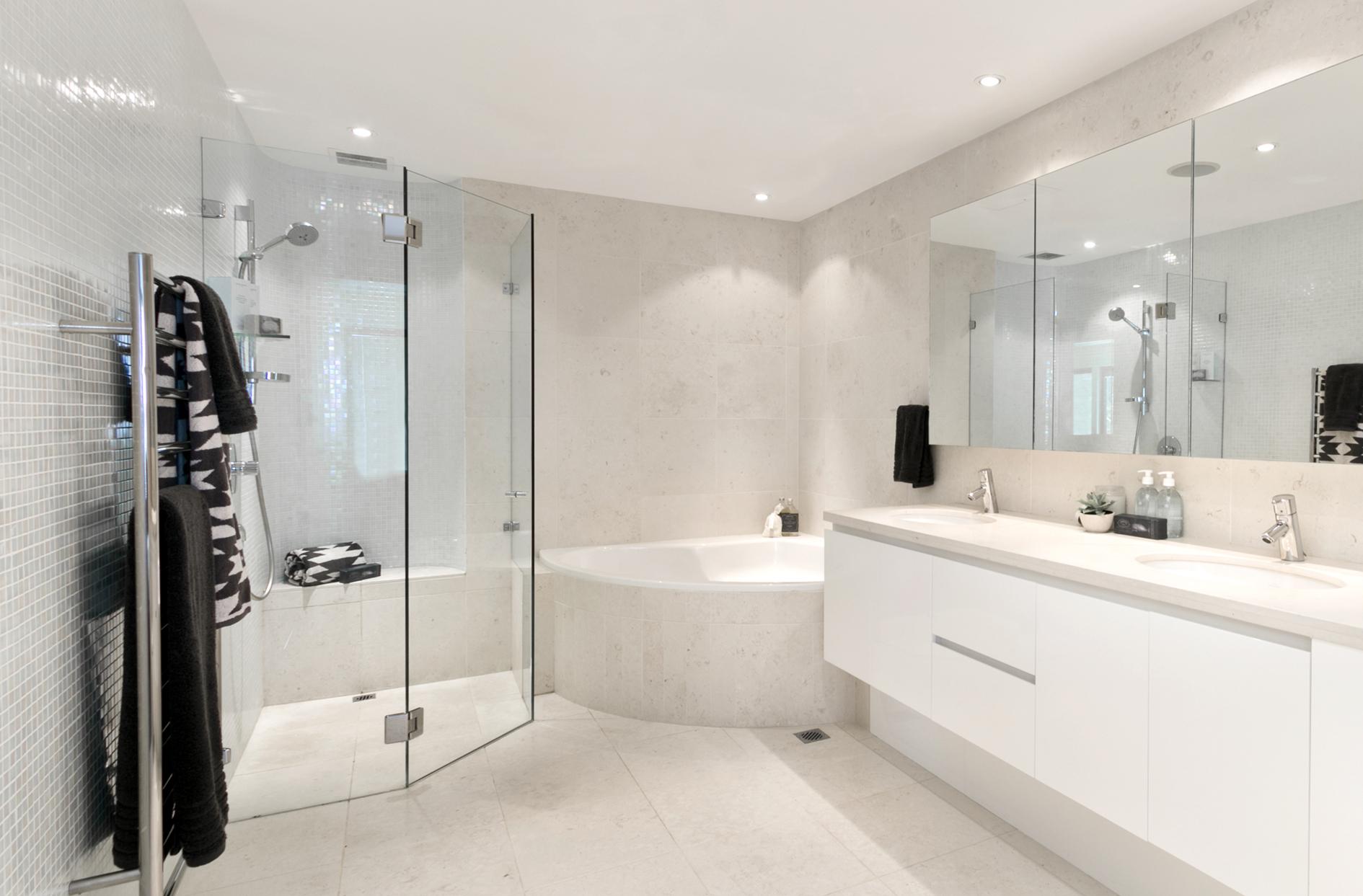 5-Eck-Dusche - Glasdusche