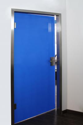 Blaue Zimmertür aus Glas