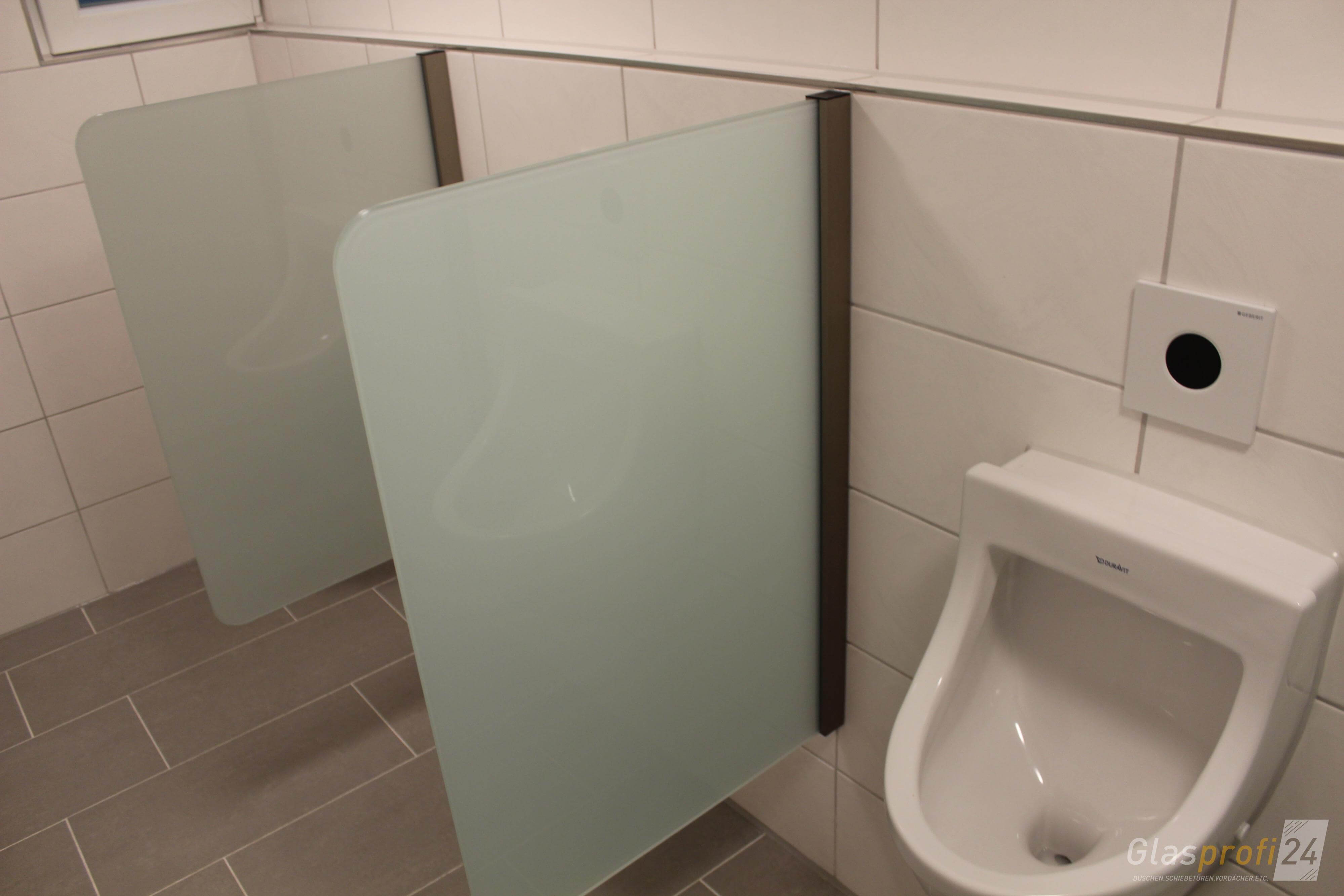 Urinal Trennwand aus satiniertem Glas Und Aluminium Profil