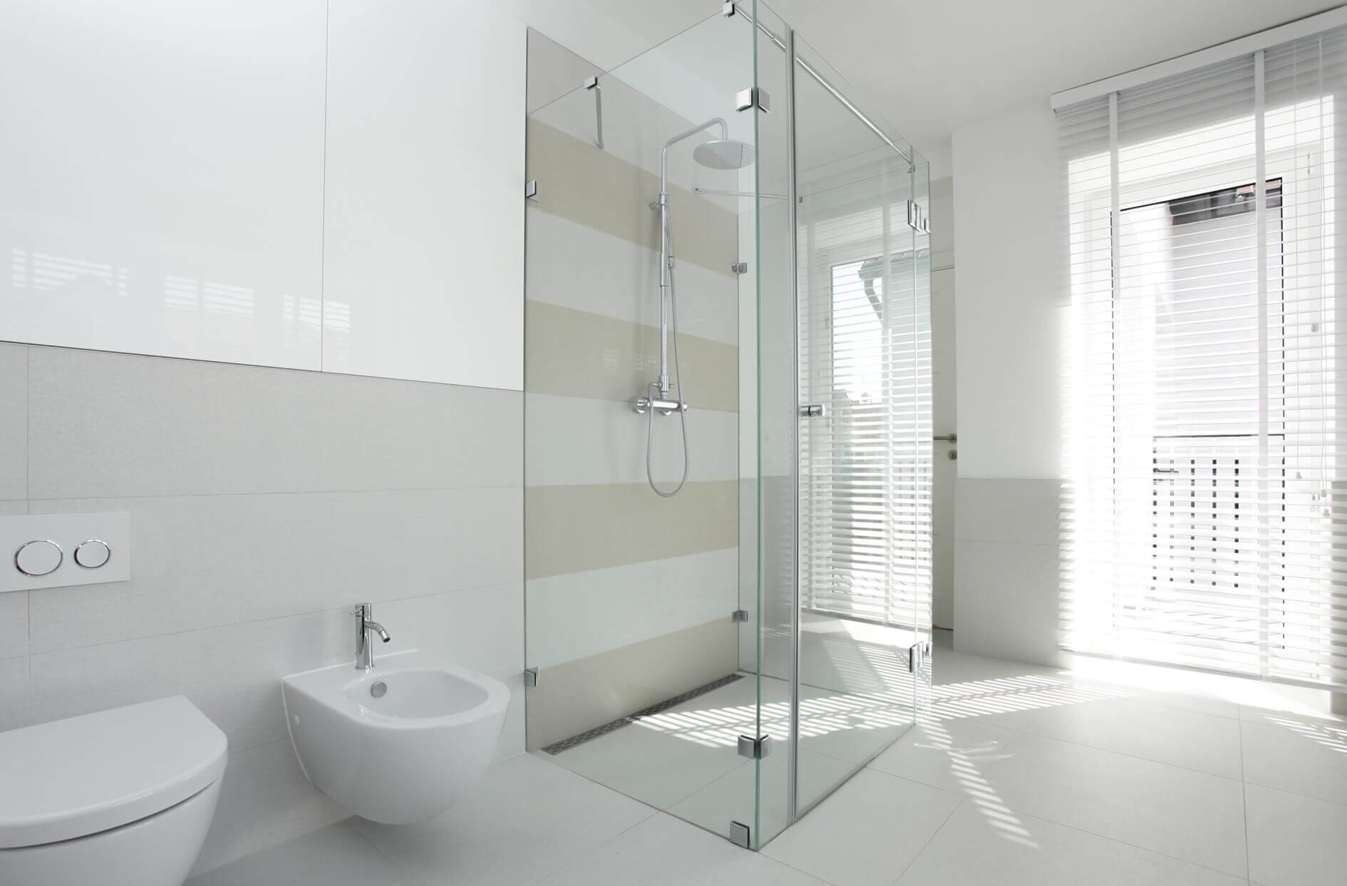 Dusche aus Glas