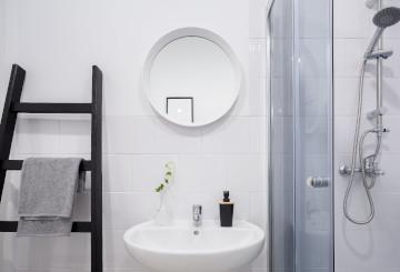 kleines-bad-mit-dusche