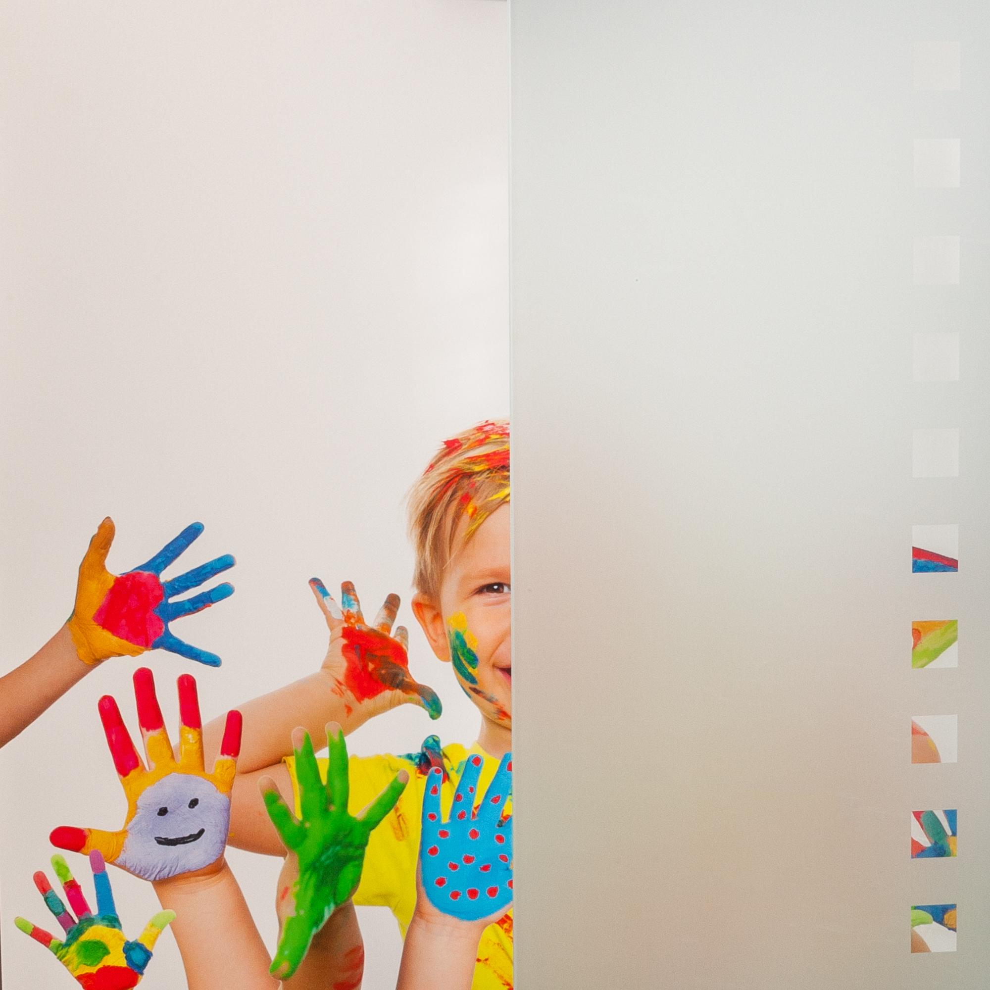 Glastrennwand-mit-satiniertes-glas-glas-trennwand-slim